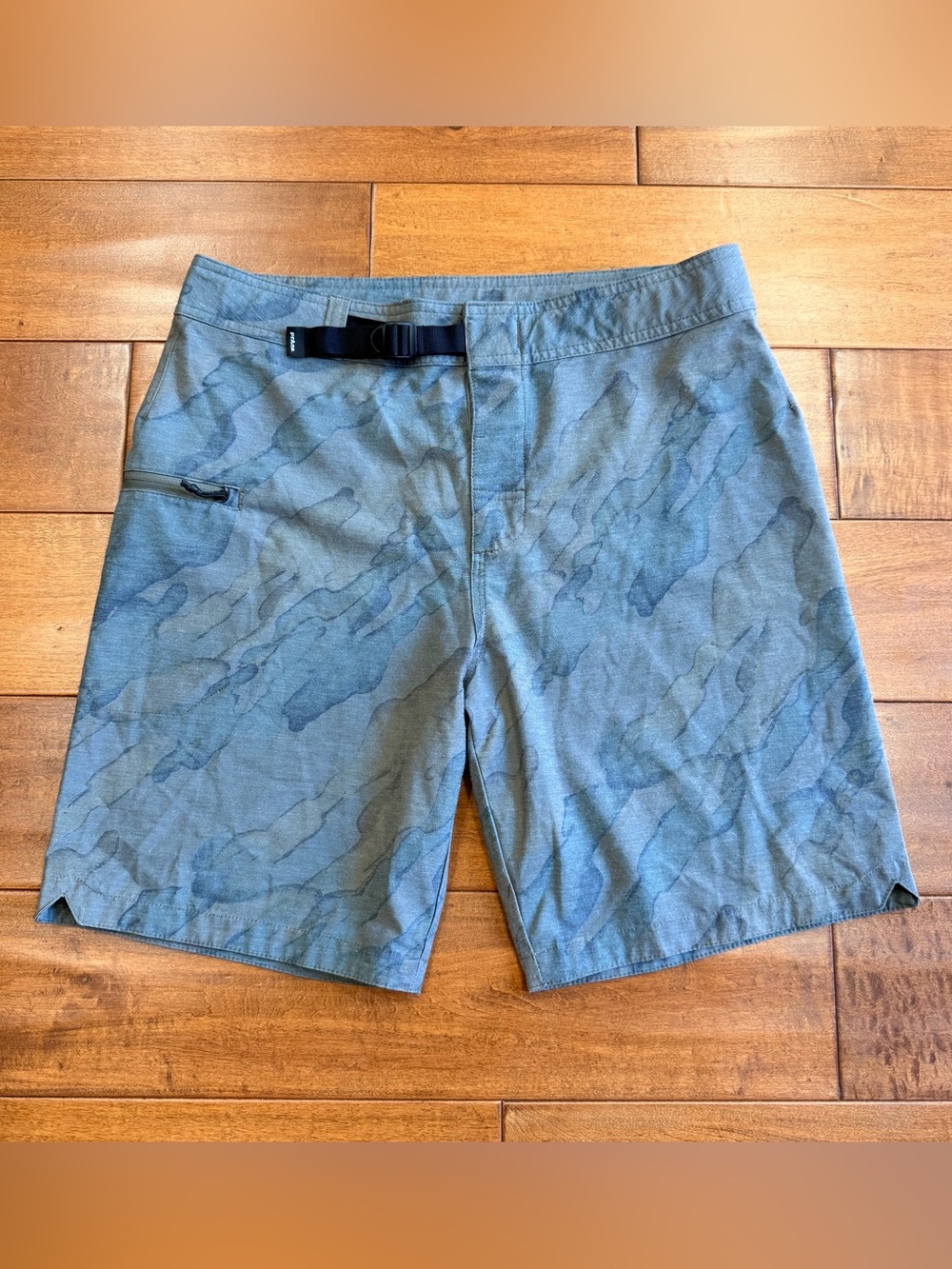 prAna Rock Shock Boardshort Camo Swim Trunks Shorts Quick Dry - 30